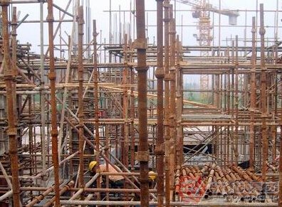 外墻鋼管架腳手架多少錢一副？