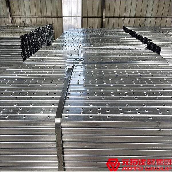 鋼跳板有哪些特點(diǎn)？施工有哪些注意事項(xiàng)？