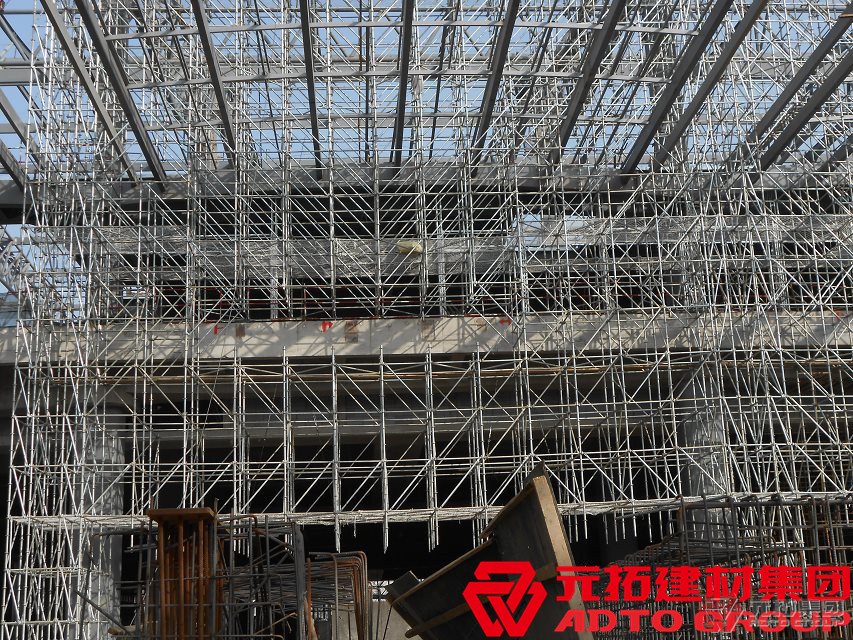 鋼跳板批發(fā)找哪家？鋼跳板的特點(diǎn)有哪些？